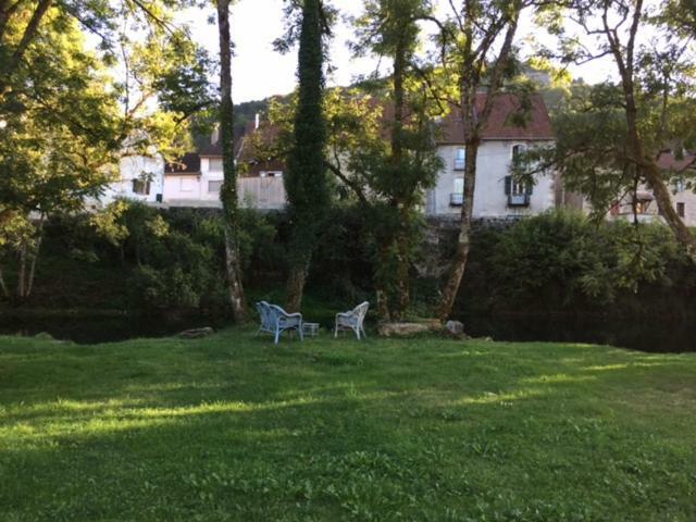 Gite Sur Loue Ornans Esterno foto