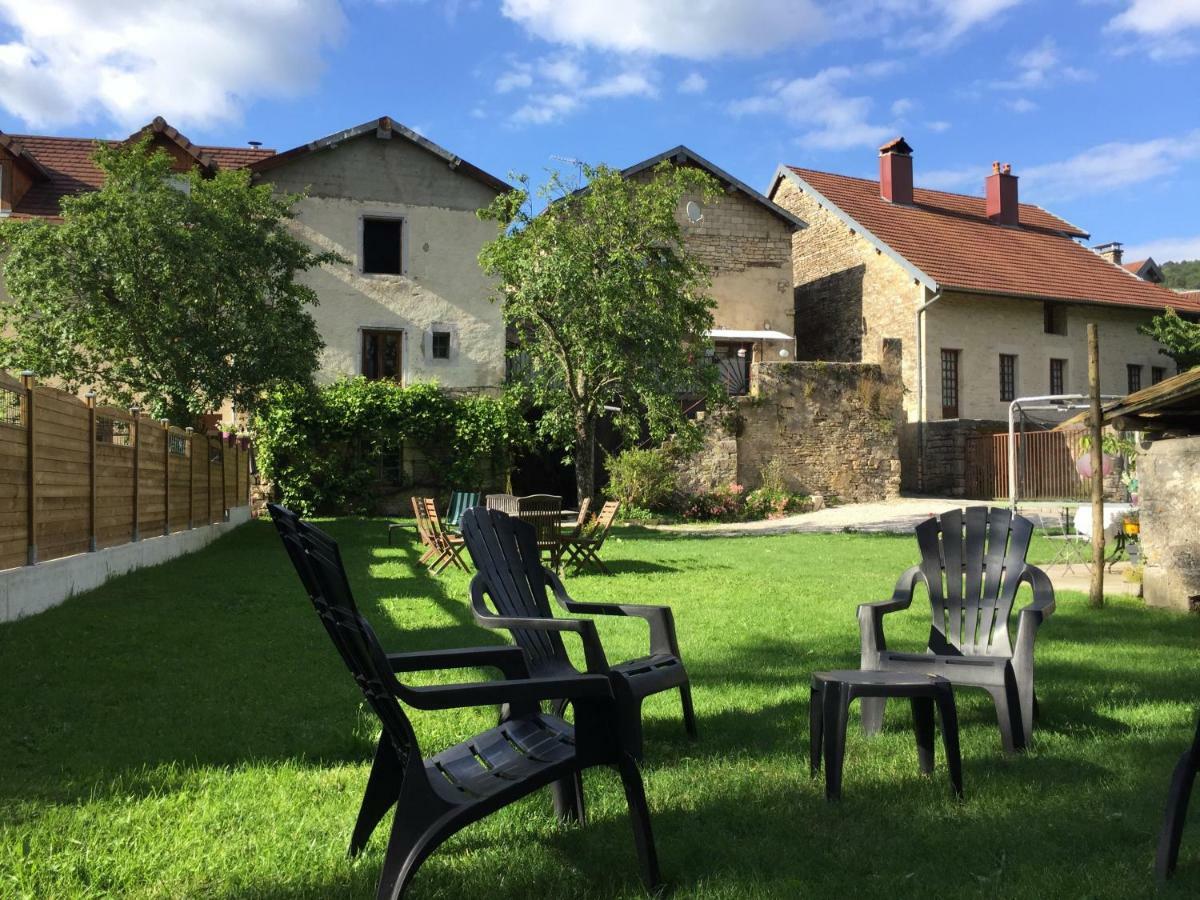 Gite Sur Loue Ornans Esterno foto