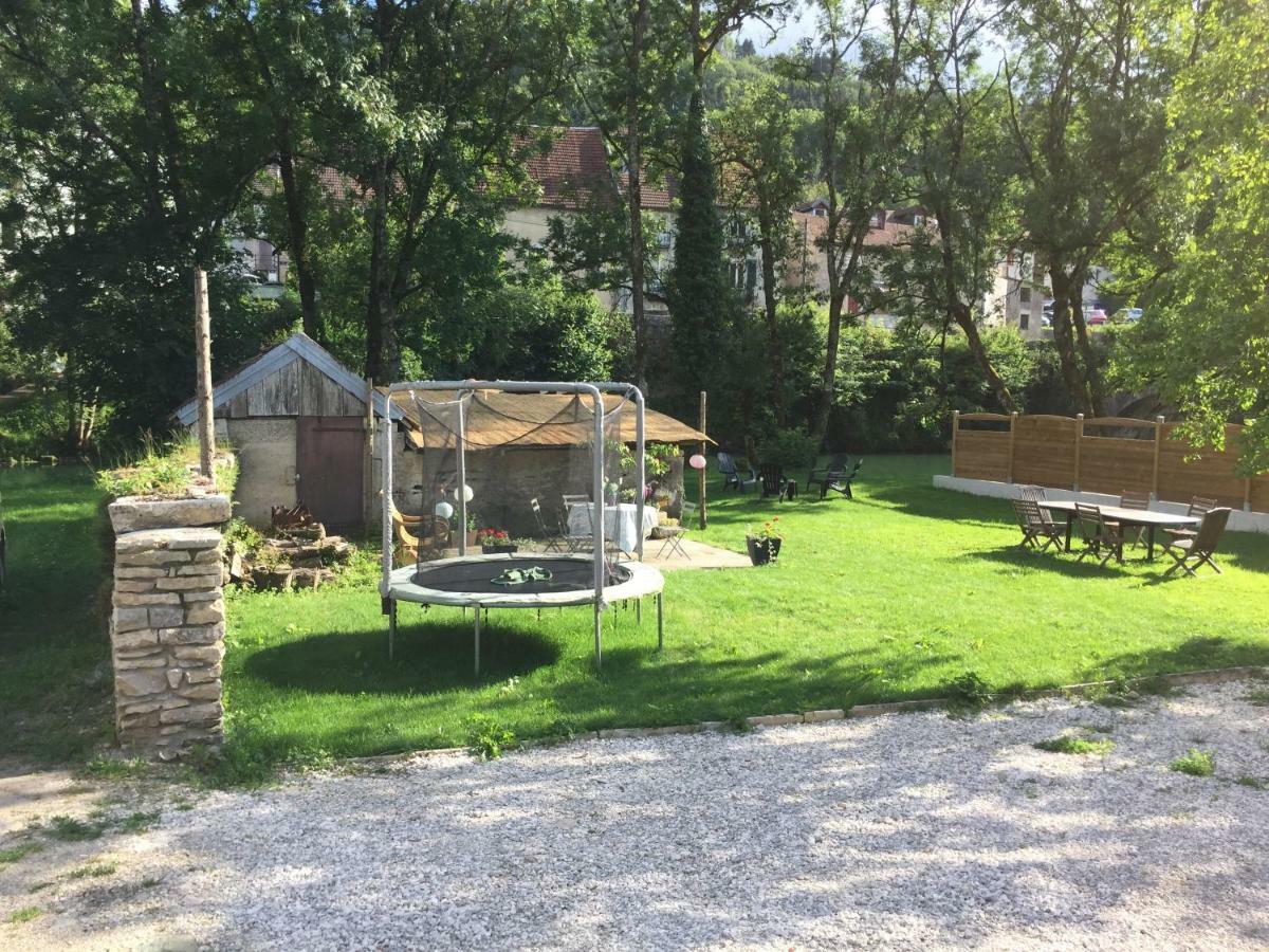 Gite Sur Loue Ornans Esterno foto