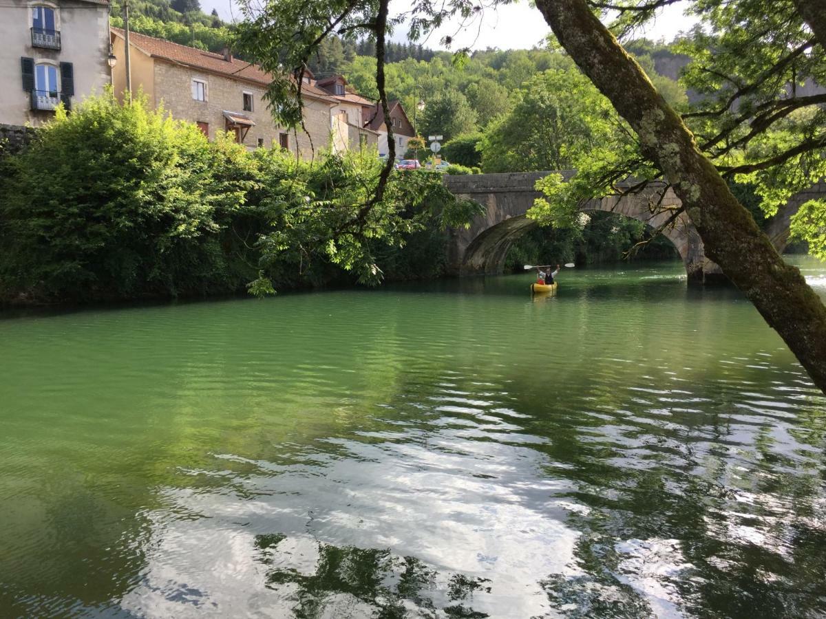 Gite Sur Loue Ornans Esterno foto
